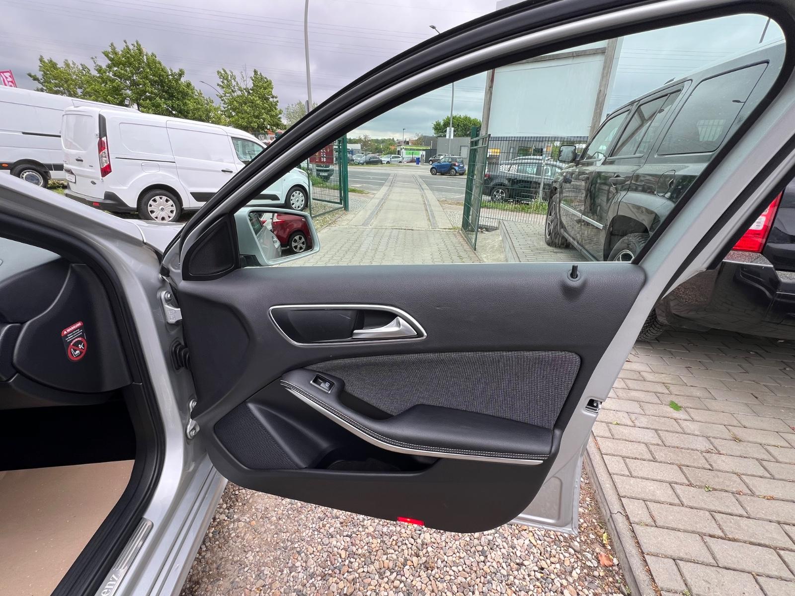 Mercedes-Benz A 180 A A 180 BlueEfficiency