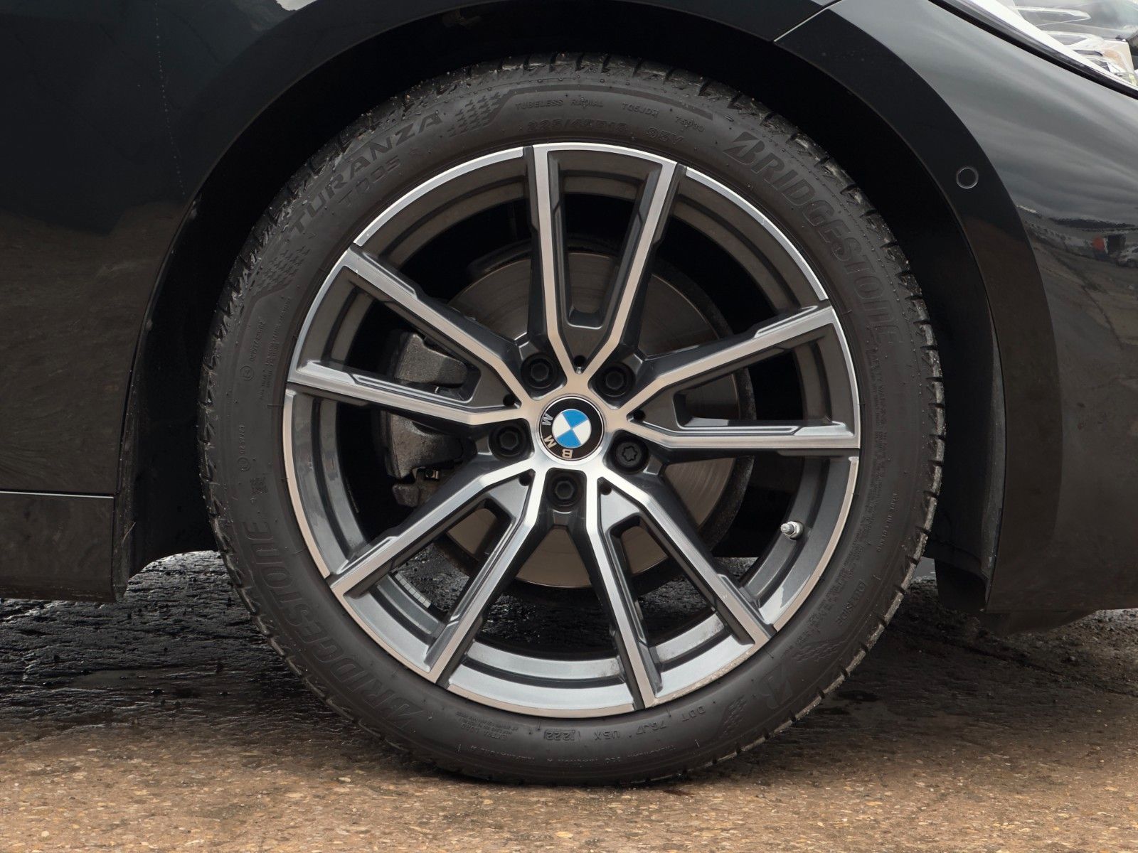 Fahrzeugabbildung BMW 420i G22 Coupé M Sport Leder Memory Kamera ACC