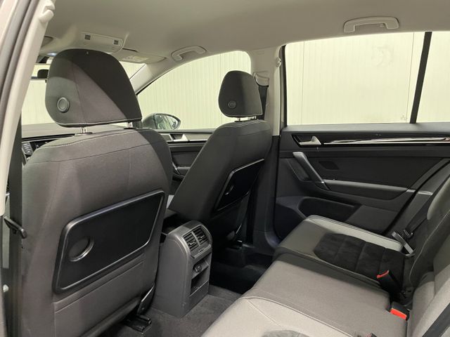 Golf Sportsvan Highline 1.4 TSI DSG XENON PDC