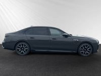BMW M760 - Vorschau Bild 2