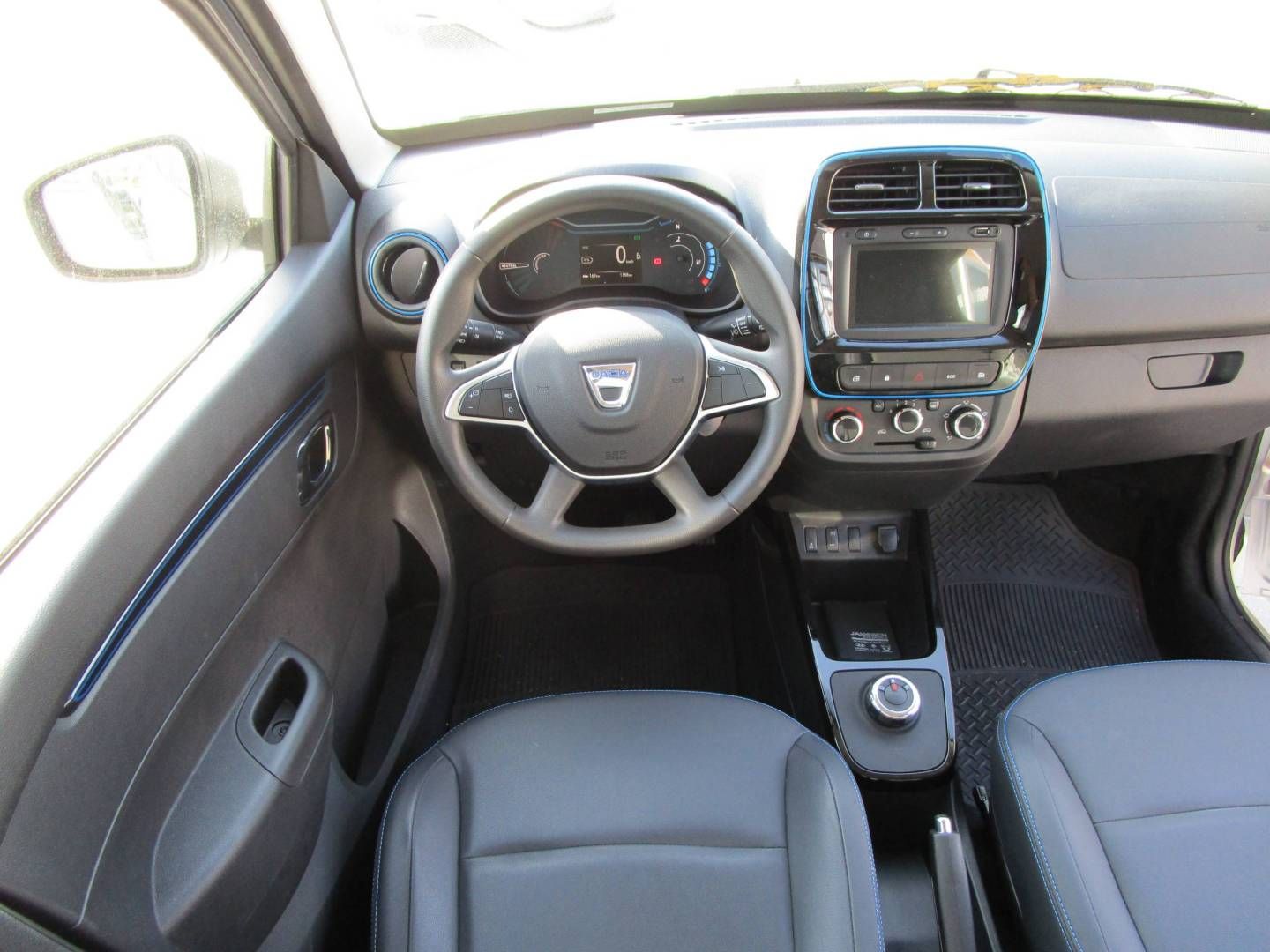 Fahrzeugabbildung Dacia Spring Business
