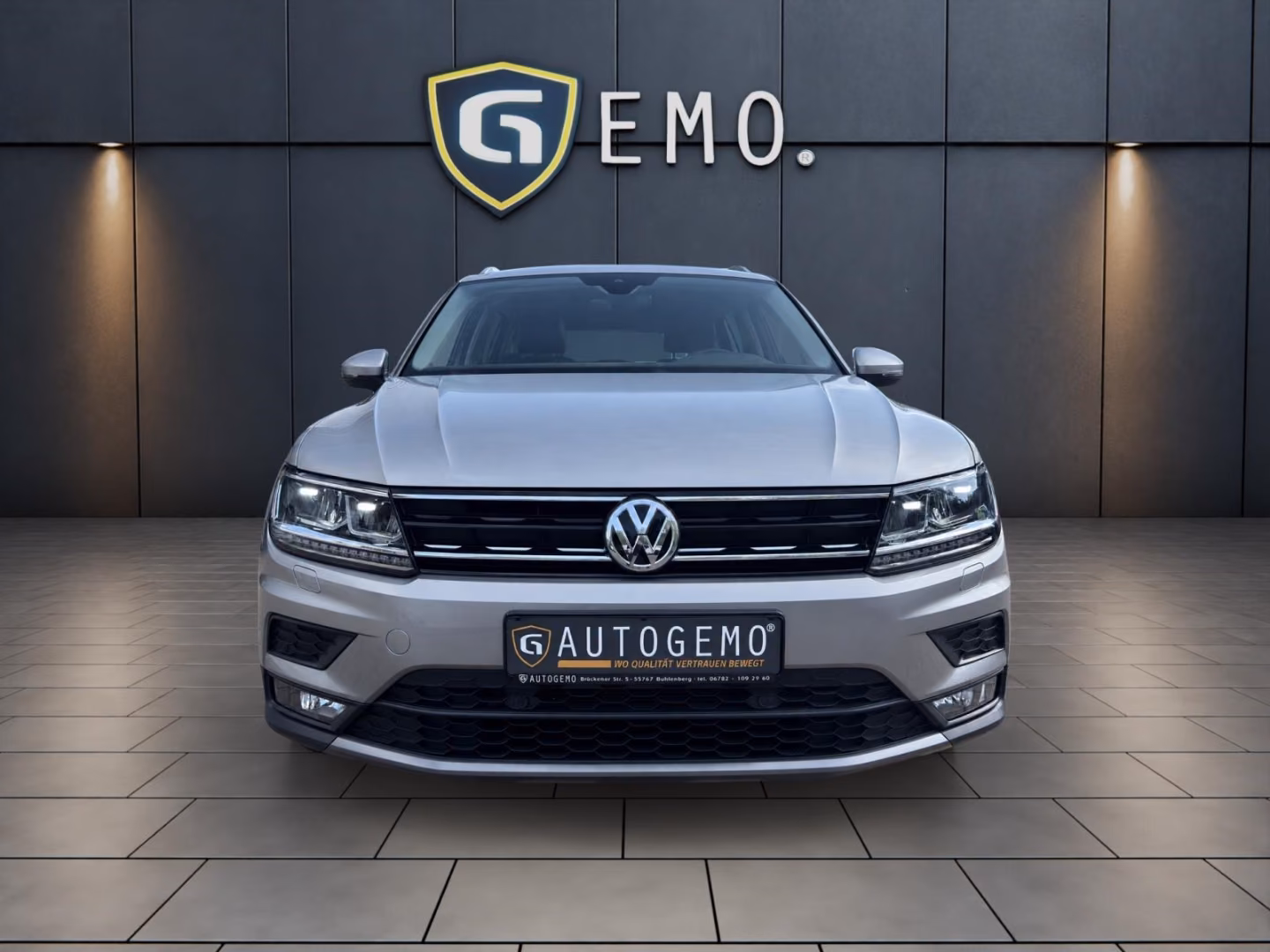Volkswagen Tiguan Comfortline NAVI DSG ACC PDC SHZ LED