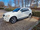 Mercedes-Benz ML 63 AMG 4MATIC AMG - Mercedes-Benz ML-Klasse von privat
