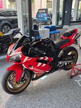 Yamaha YZF R1 - YAMAHA 2006 R1