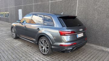 Audi Q7 - 3