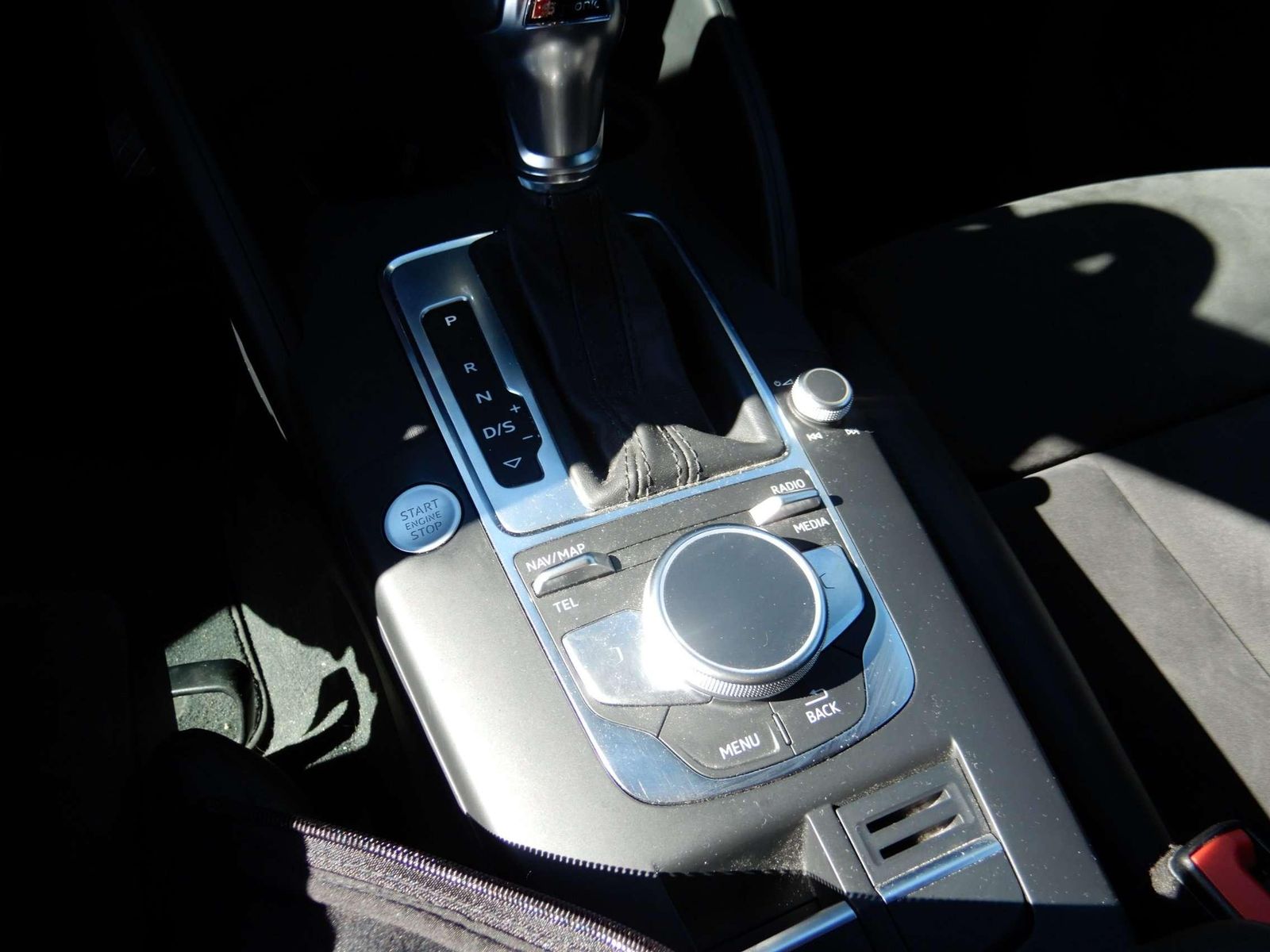 Fahrzeugabbildung Audi A3 35 2.0 TDI Sport Navi S-Line Bang+Olufsen LED