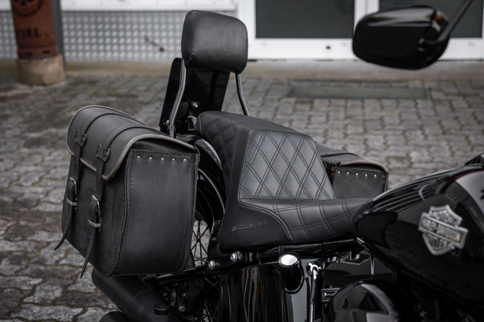 Fahrzeugabbildung Harley-Davidson FLSS SOFTAIL SLIM S 110 cui - Kesstech - Ape