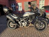 Suzuki DL 650 V-Strom VStrom - SUZUKI VSTROM 650