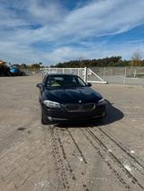 BMW F11 525d 6 Zylinder - BMW 525 aus 2010: Kombi