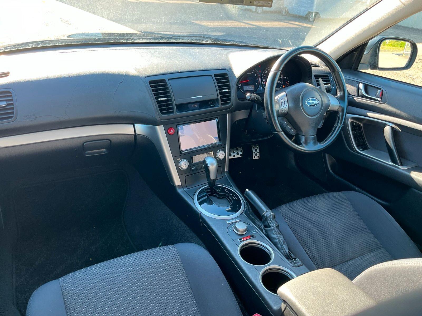 Subaru Legacy 2006 — photo 10