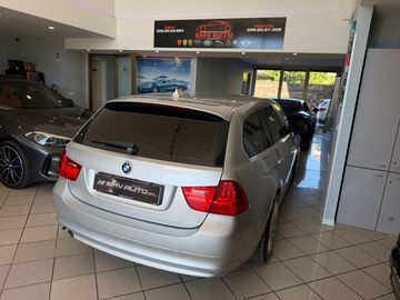 BMW 318 - 12