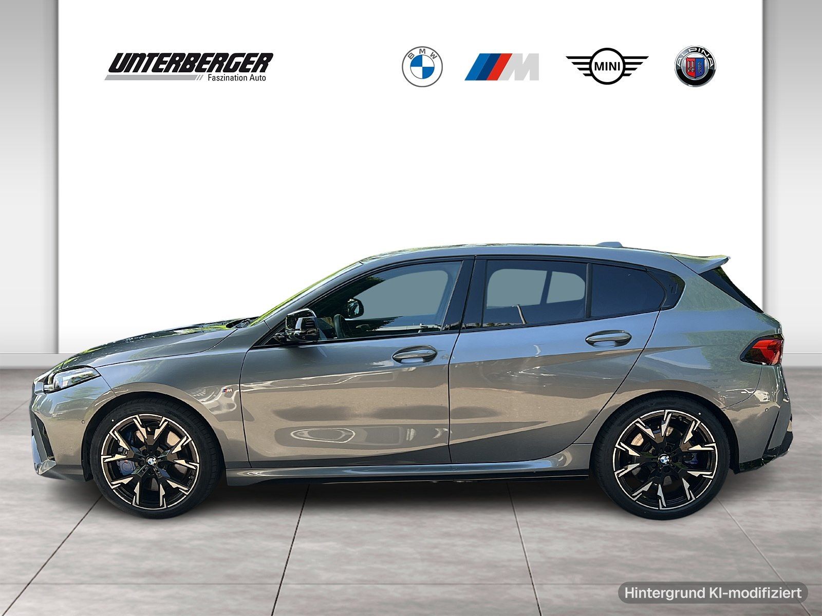 BMW M135 xDrive M Sport HUD AHK DA+ PA+ HK Lenkradhz imagem 3