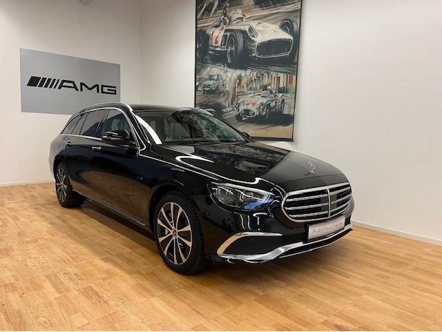 Mercedes-Benz E 300 de T 4Matic Avantgarde Massage Pano Nappa