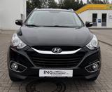 Hyundai ix35 Style 2WD 2.0 Benziner Teilleder/PDC/Klima - Hyundai ix35 in Oldenburg