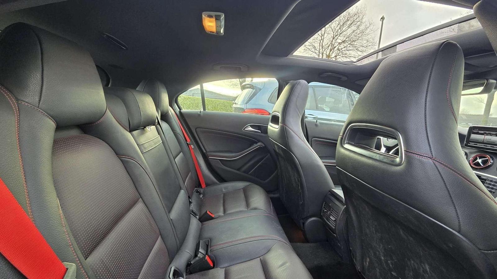 Mercedes-Benz A 250 A 250 Sport AUT Panorama DISTRONIC LEDER