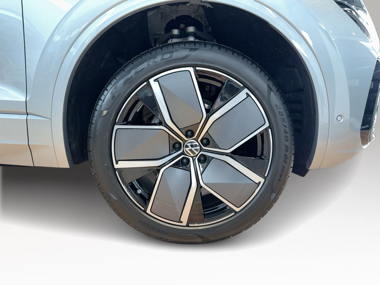 Touareg 3.0 TDI R-Line FINAL EDITION, Pano, AHK,