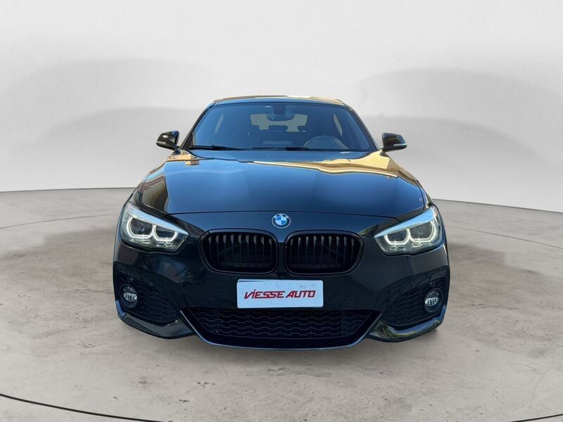 BMW Serie 1 120i Msport 5p auto imagem 2