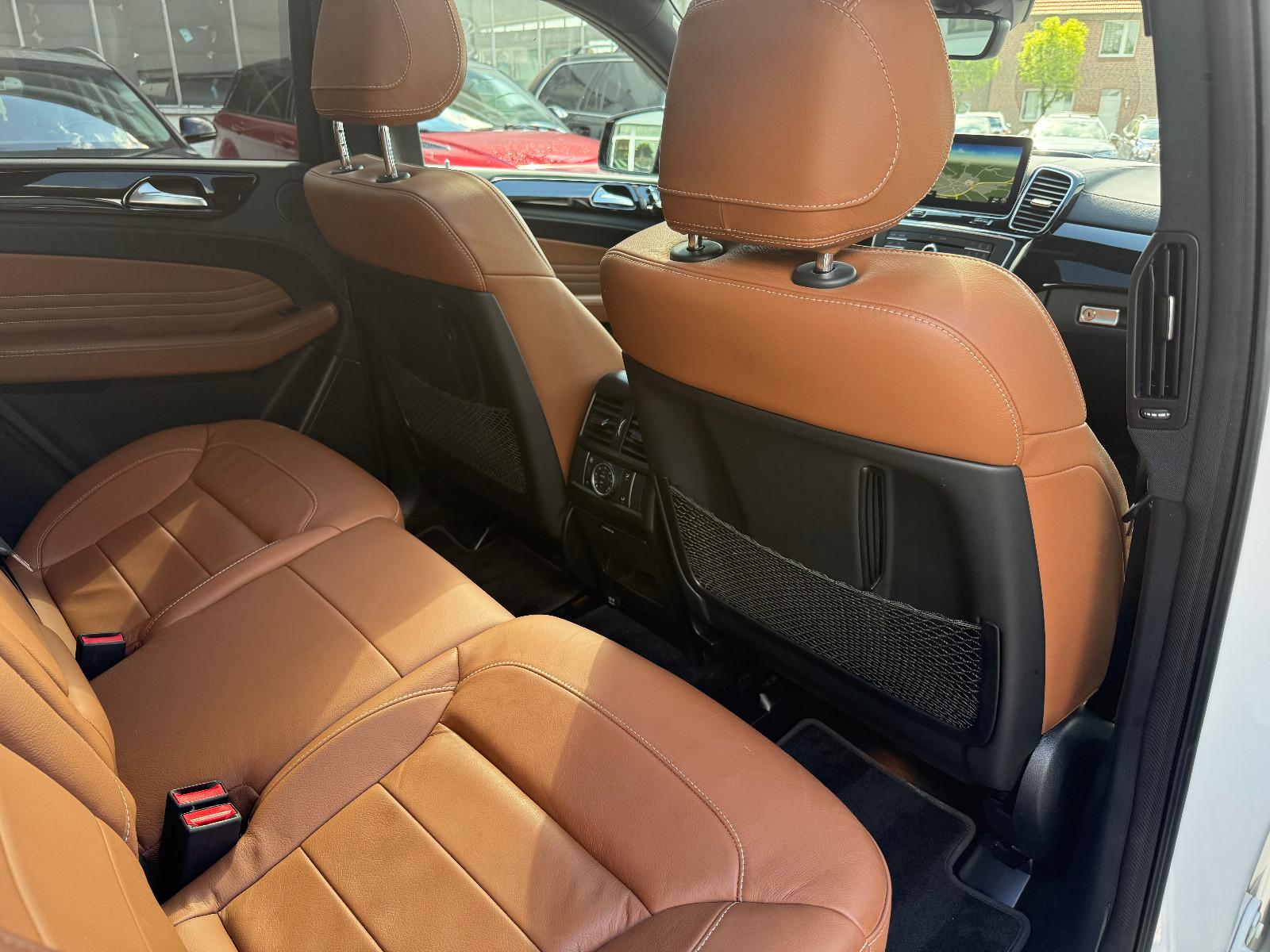 Mercedes-Benz GLE 350 d Cou 4Mat AMG+Bi-Xen+Navi+Kam+Pano+AHK