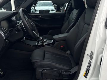 BMW X3 xDrive30e M Sportpaket DAB LED WLAN Shz