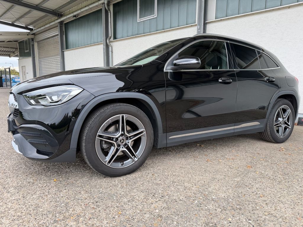 Image of Mercedes-Benz GLA 200