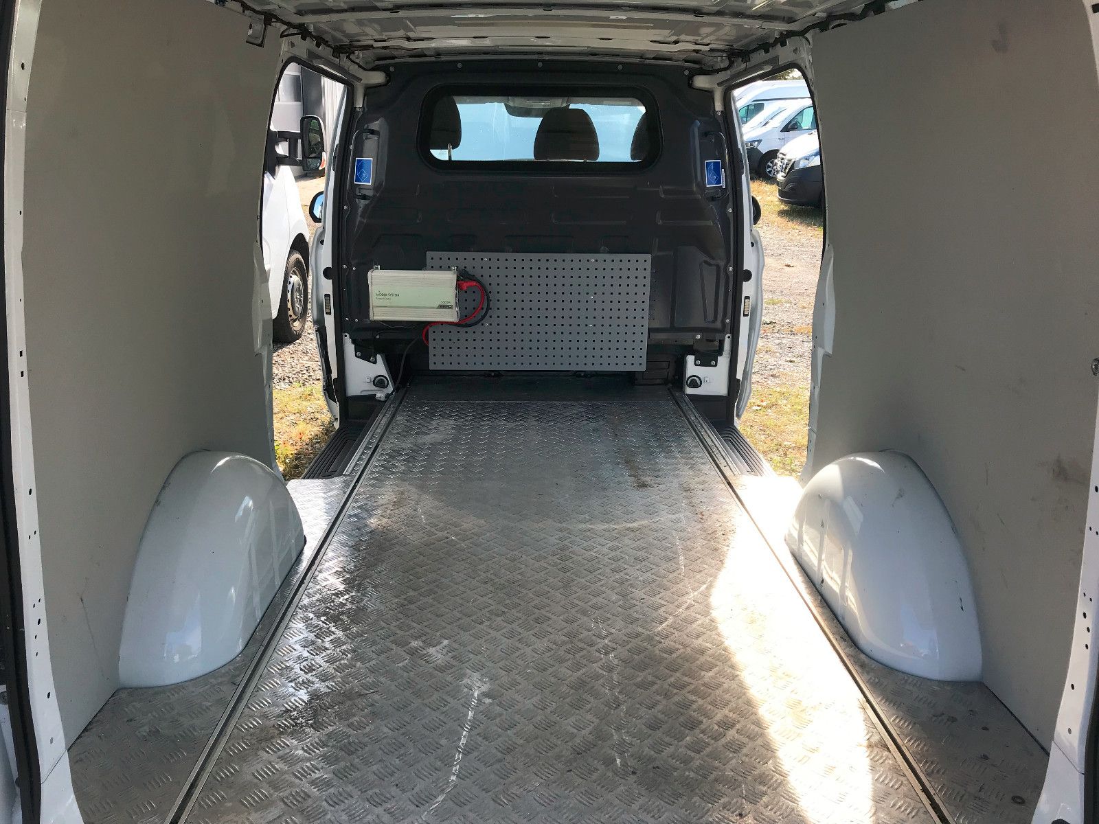 Fahrzeugabbildung Mercedes-Benz Vito Kasten 114 RWD extrala,Automatic,90910Km