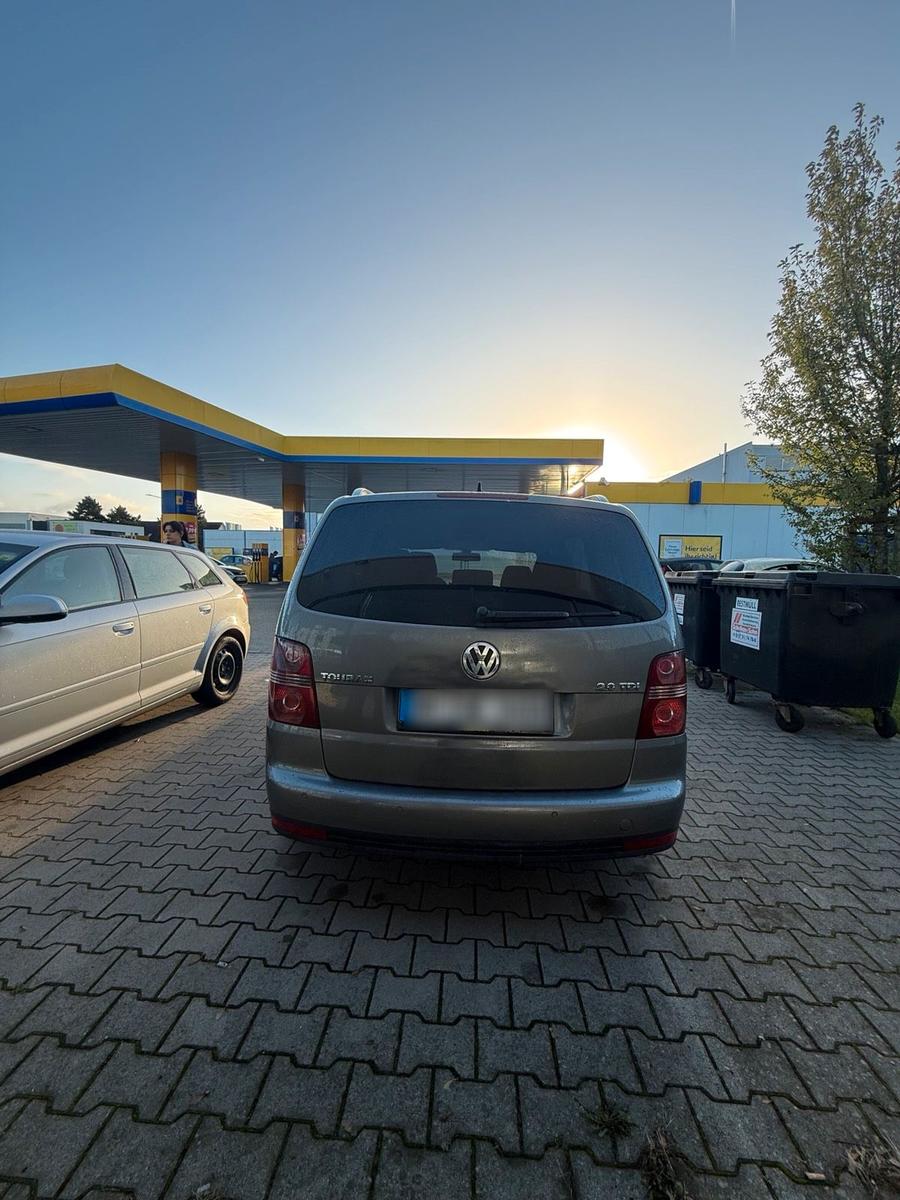 Volkswagen Touran 2009 — photo 6