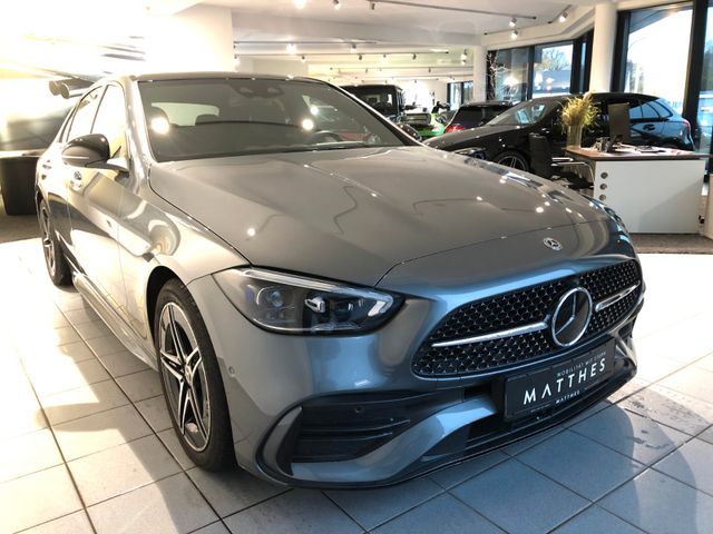 Fahrzeugabbildung Mercedes-Benz C 200  4M /AMG/Digital Light/Burmester/Headup Di