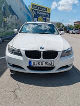 BMW 318i Touring  ( E 90/  91 ) US 31 - BMW 318: E91