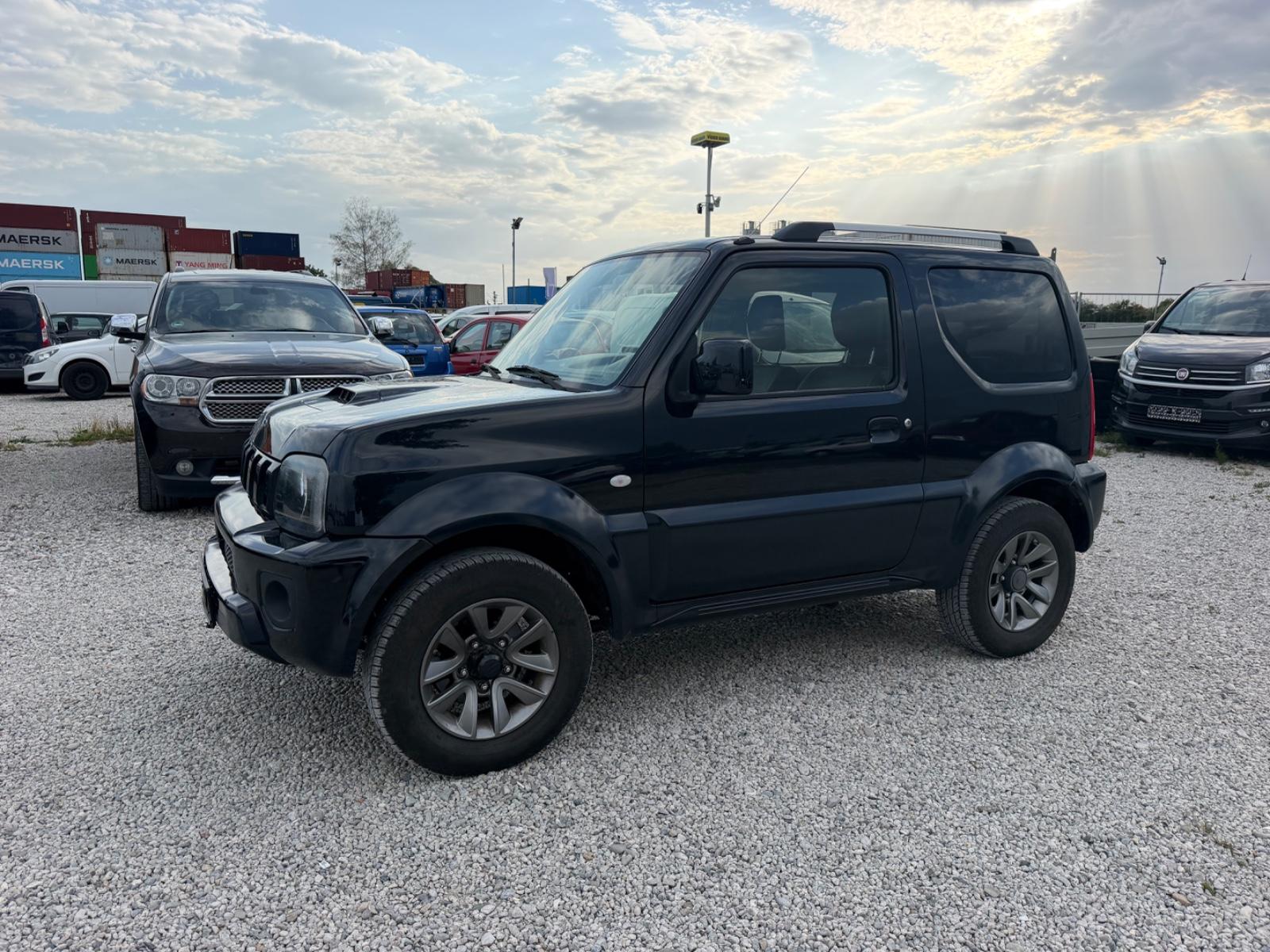 Suzuki Jimny Ranger Style Allroad 1.3 84ch - 1 ère main - Climatisation - Attelage - Sièges chauffants