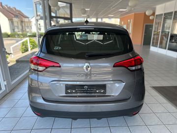Renault Scenic - 4