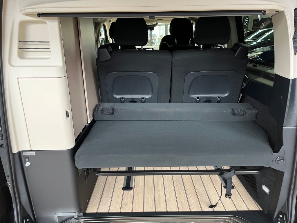 Fahrzeugabbildung Mercedes-Benz V 250 Marco Polo 4x4 AMG 5 Sitze AIRMATIC SOUND