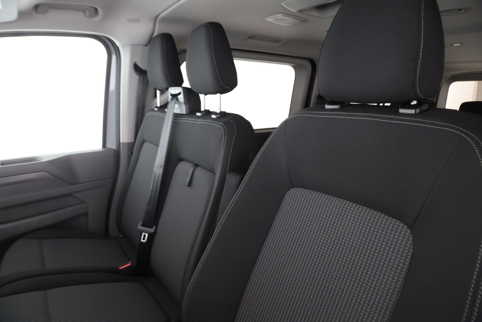 Volkswagen T7 Caravelle - Bild 12