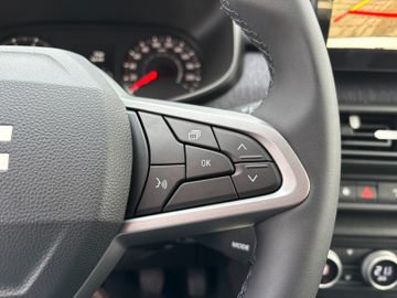 Dacia Sandero Expression TCe 100