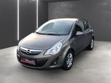 Opel Corsa D Satellite - Opel Corsa Satellite mit Benzin-Antrieb