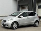 Mercedes-Benz A 180 Classic Automatik-Getriebe Comand Tempomat - gebrauchte Mercedes-Benz A-Klasse aus dem Jahr 2011
