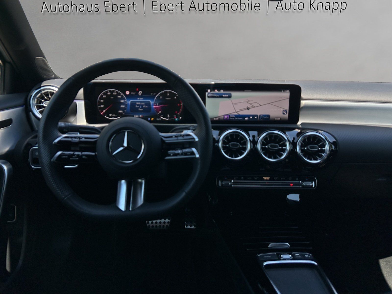 Fahrzeugabbildung Mercedes-Benz A200d Limo AMG SpecialEdition AHK Standhz DISTRO