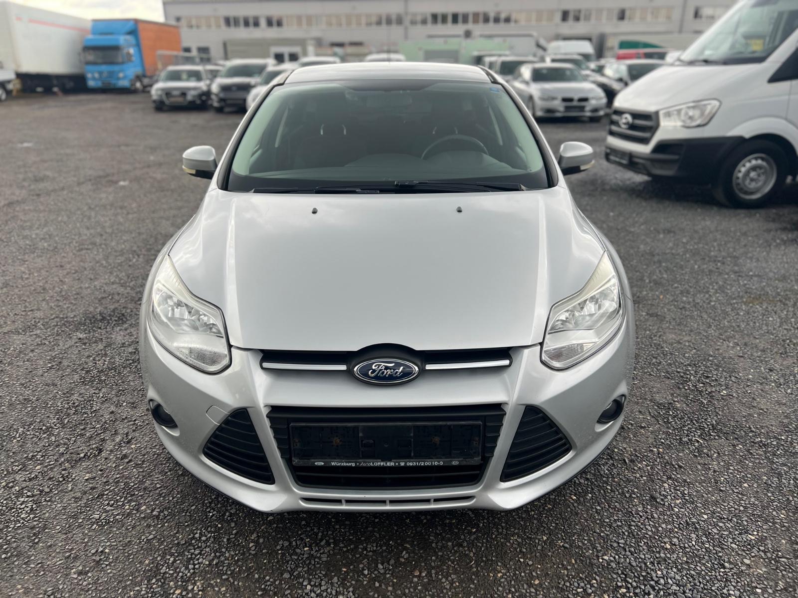 Ford Focus Lim 1.6 *92KW* Trend/TÜV 04/27 /Euro5/AHK