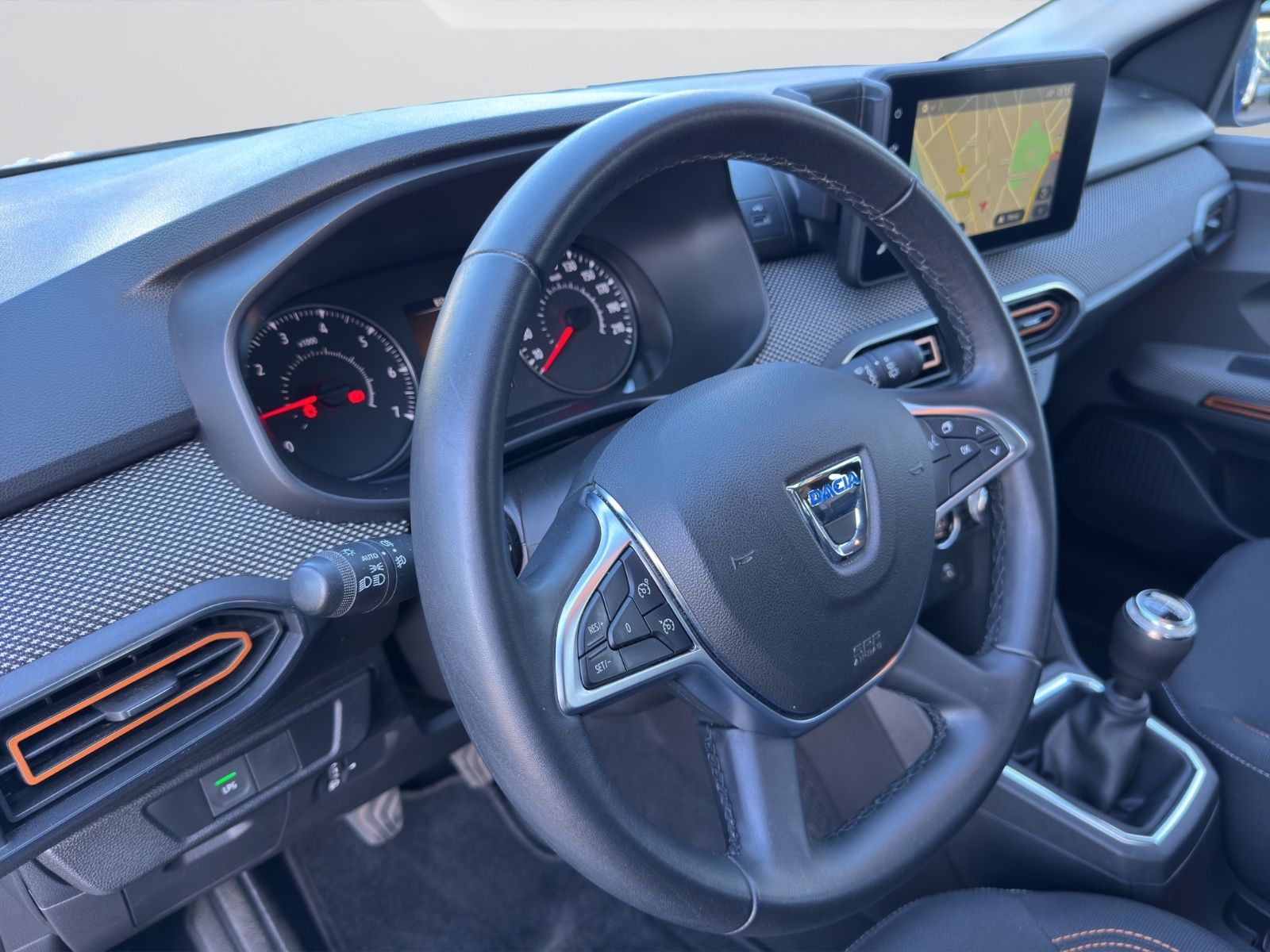 Fahrzeugabbildung Dacia Sandero III Stepway Com*1.Hand*Tempomat*TÜV*Neu*