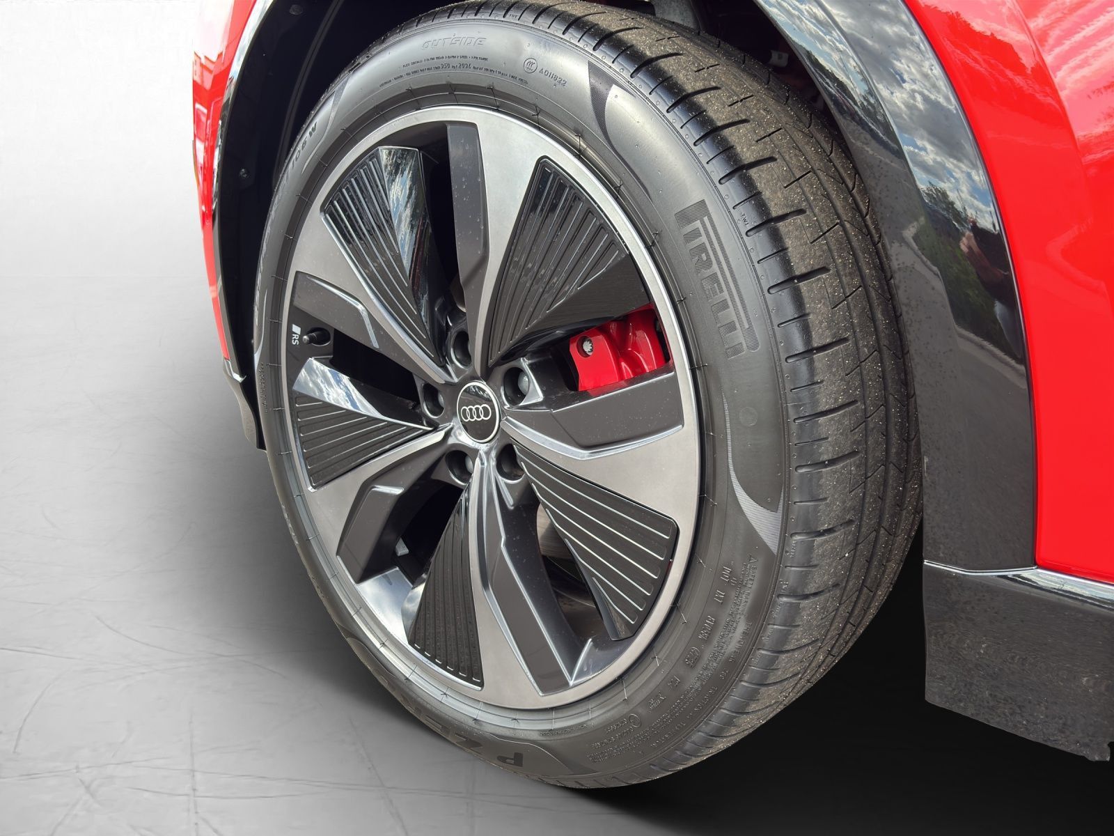Audi Q6 e-tron performance S-LINE 0,25% MATRIX HUD AH foto 14