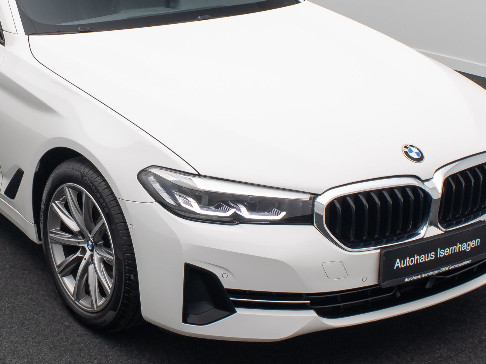 Fahrzeugabbildung BMW 520d Alarm AHK CockpitPlus Stop&go Kamera DAB