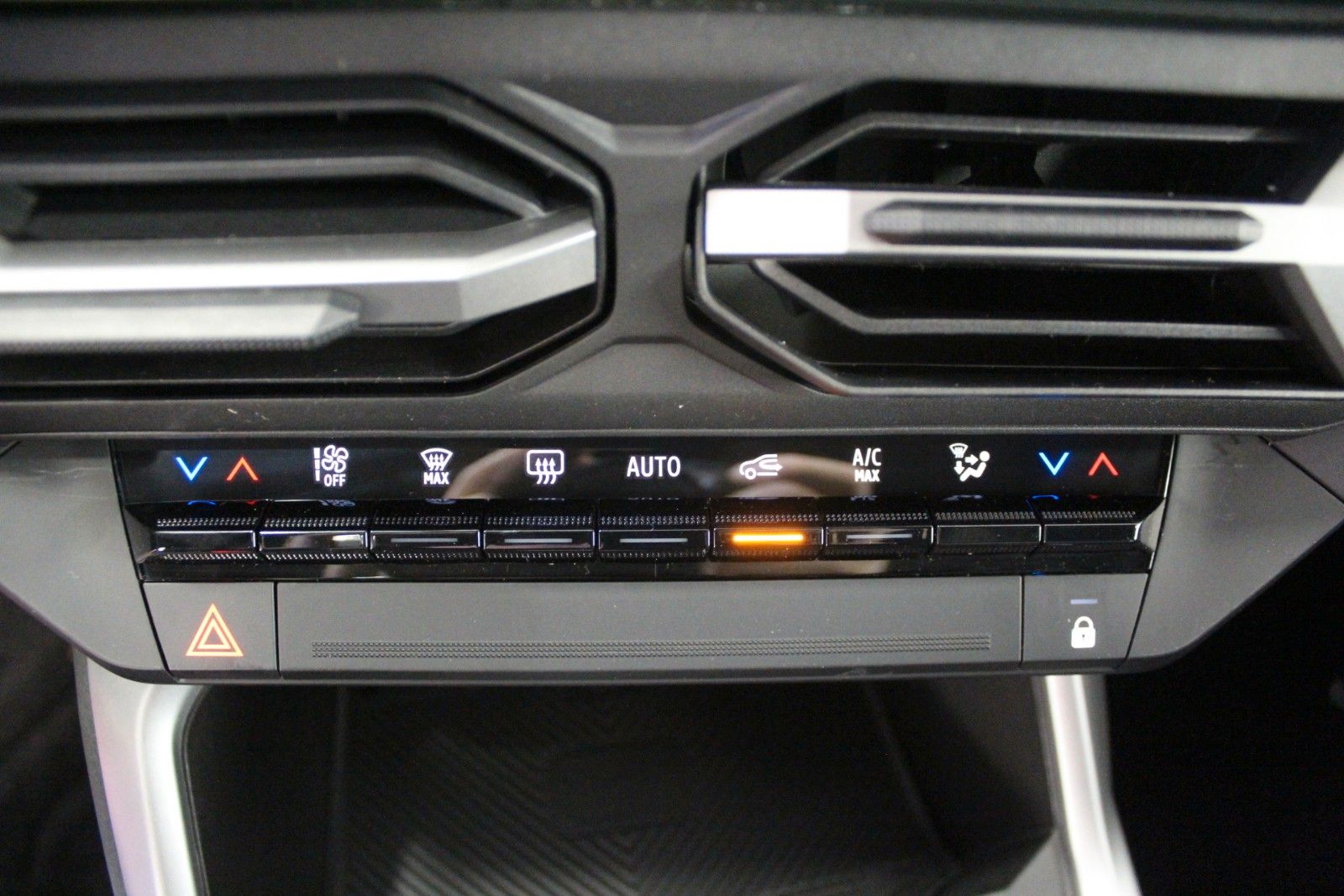 Fahrzeugabbildung Dacia Bigster Hybrid 155 Journey*Winter-Plus-Paket*