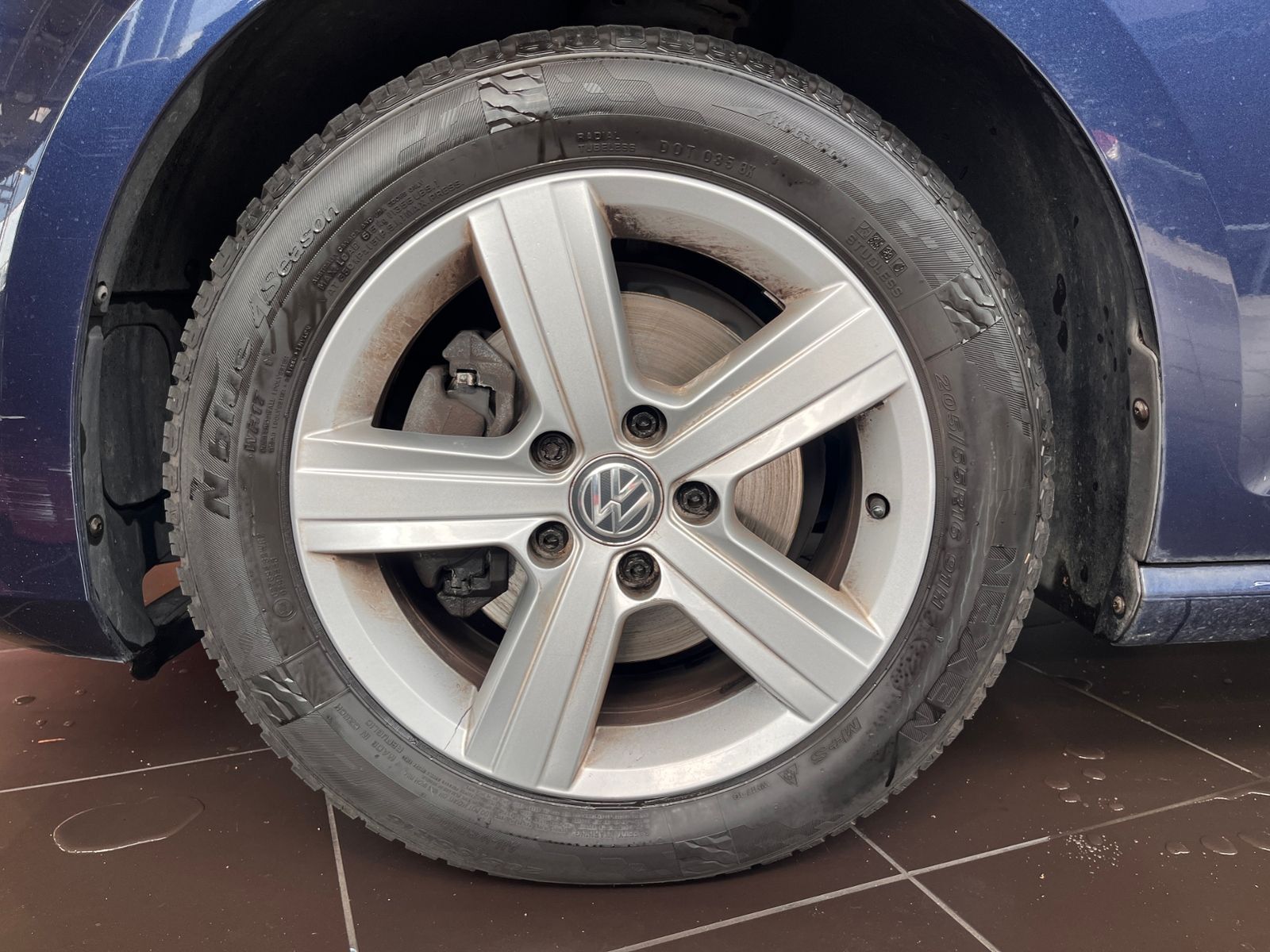 Fahrzeugabbildung Volkswagen Golf VII Lim. Comfortline BMT NAVI ALU