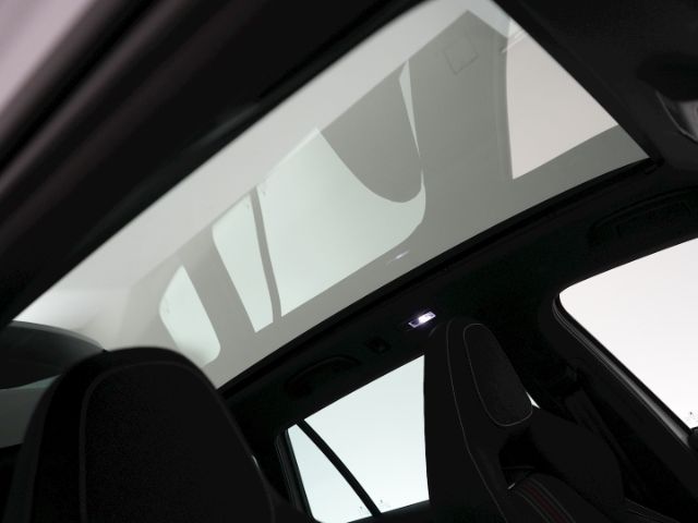 Kamiq MONTE CARLO TSI DSG+LED+NAVI+PANORAMADACH+