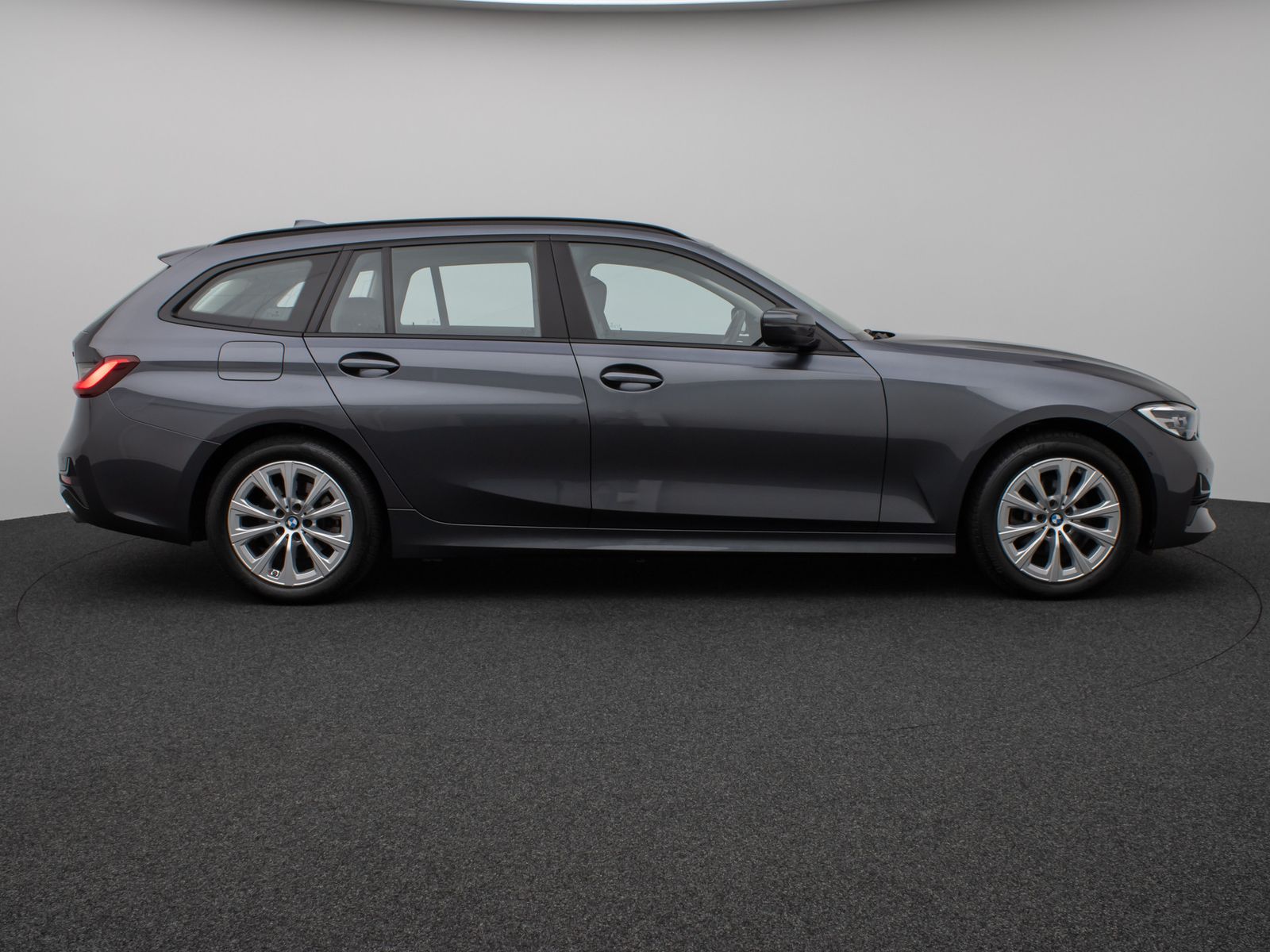 Fahrzeugabbildung BMW 320d  DAB CockPit+ Lordos PDC Geschwindigkeitsre