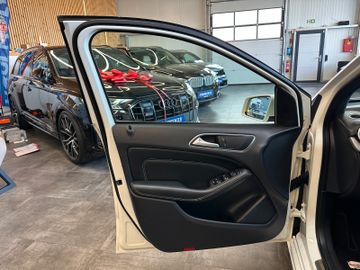 Mercedes-Benz B 180 *KLIMA*SZHZ*LEDER*NAV*PDC*SPUR*TOTWINKEL