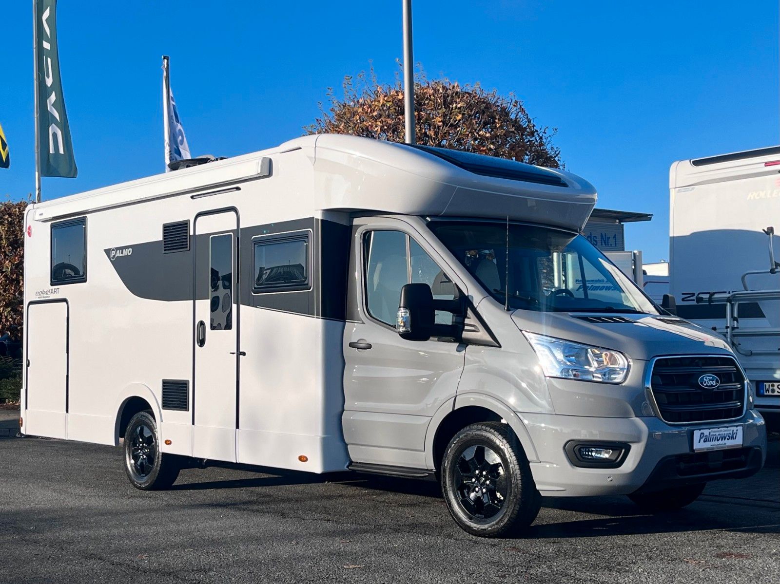 Fahrzeugabbildung NobelART T-7000 - Modell 2026 - Hubbett