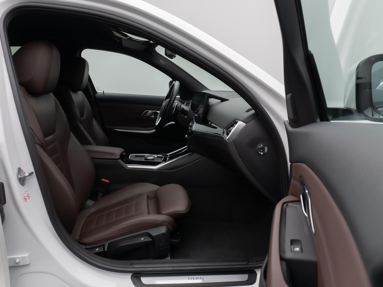 BMW 320 d xD Kamera HUD DAB HiFi Leder Komfort Sport, миниатюра 25