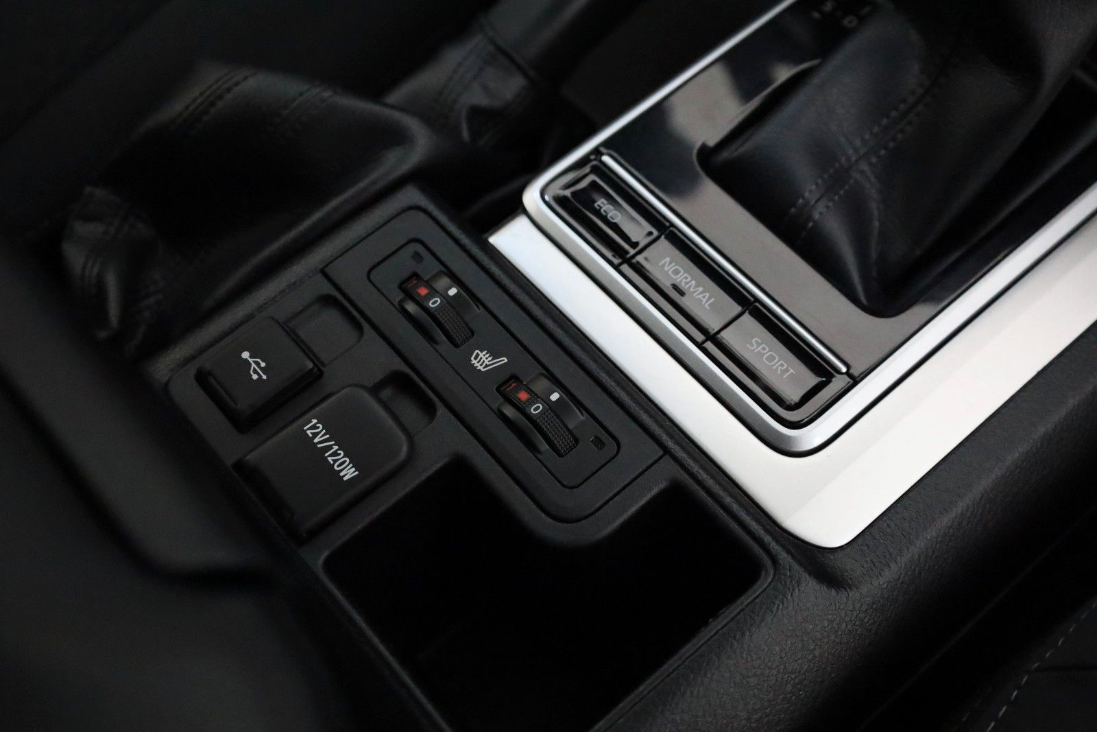 Fahrzeugabbildung Toyota Land Cruiser Comfort,Kamera,LED, CarPlay,SH