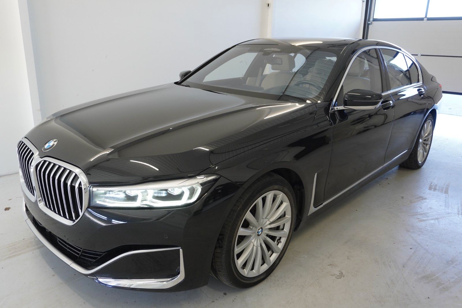 BMW 750I 4,4 XDRIVE STEPTRONIC8 EU6