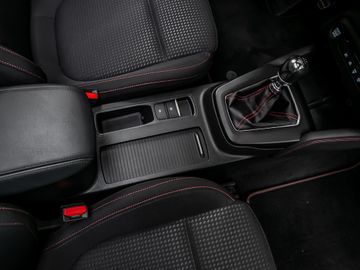 Ford Focus Turnier ST-Line X PANO AHK schwenkbar RFK